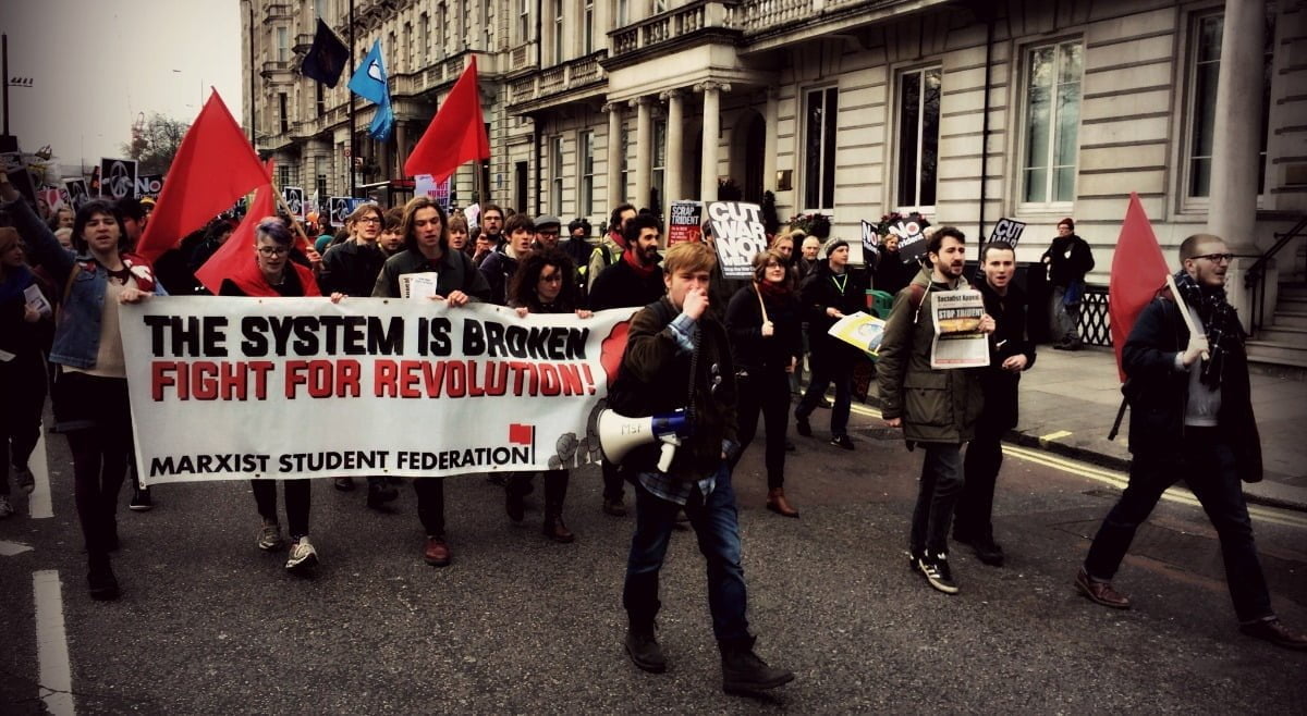 Marxist students join tens of thousands in London to say: No to Trident! No to War! Fight for socialism!