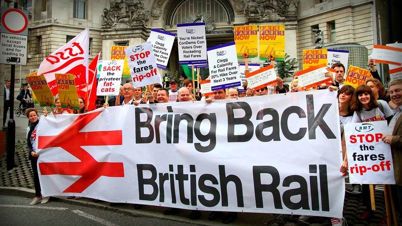 Privatisation = chaos: Re-nationalise the railways now!