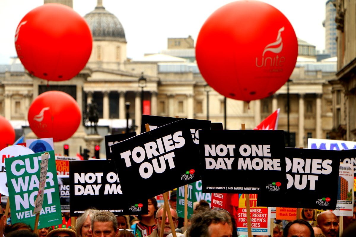 100,000 march in London to say: Tories out! Corbyn in!