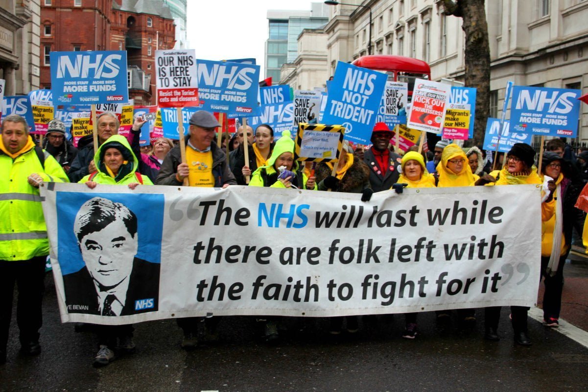 60,000 march in London to #SaveOurNHS