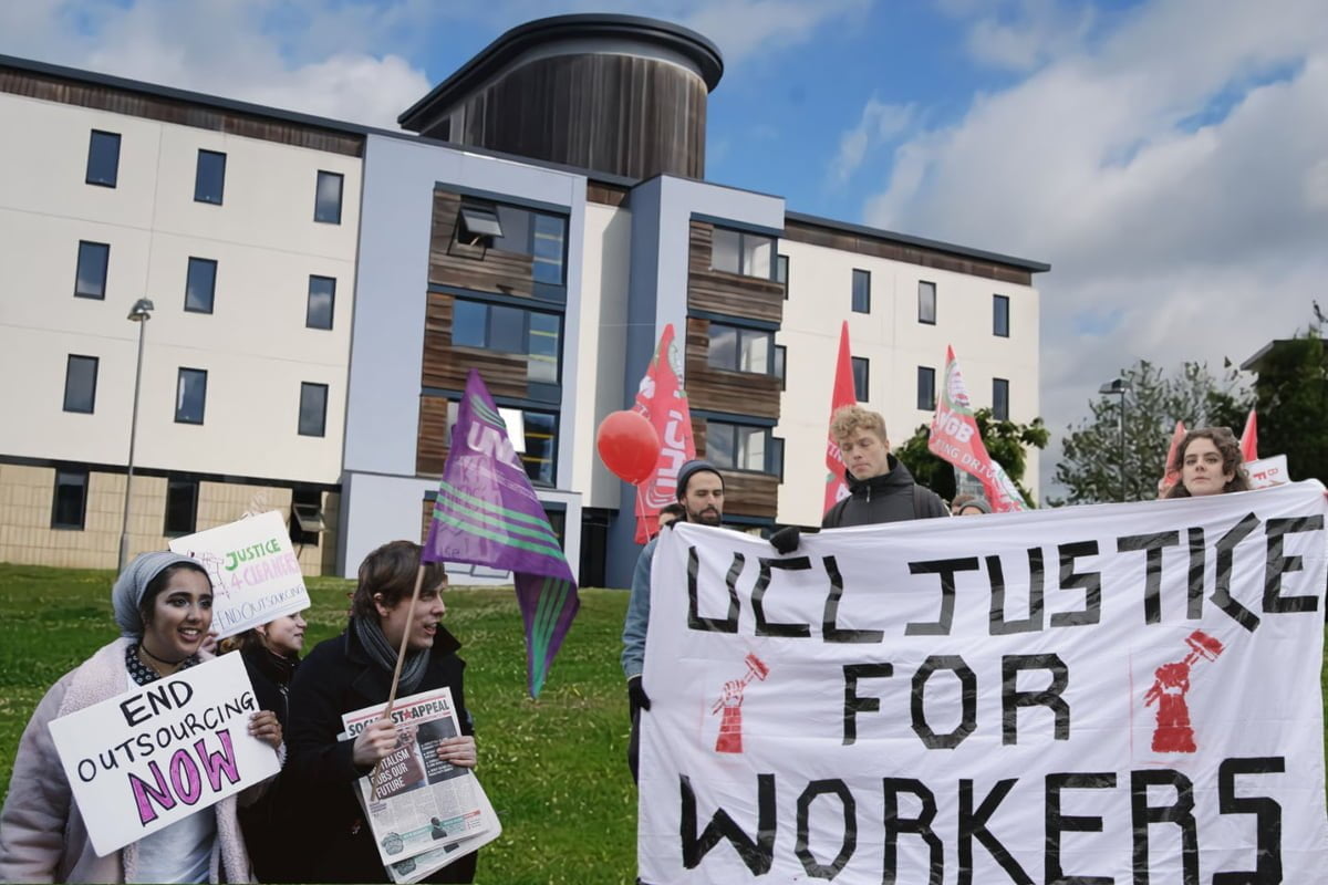 Outsourced university workers: Bring them in!