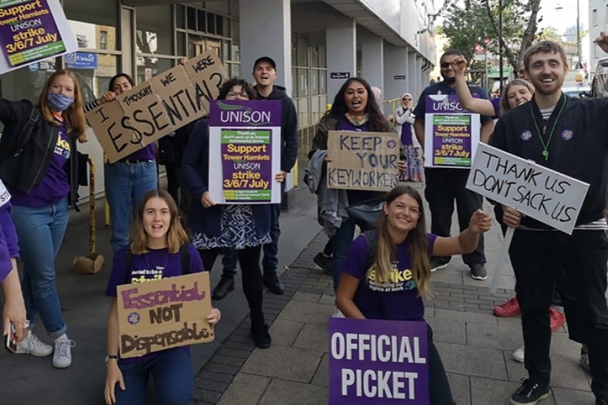 Shame on Mayor Biggs: council workers continue strike