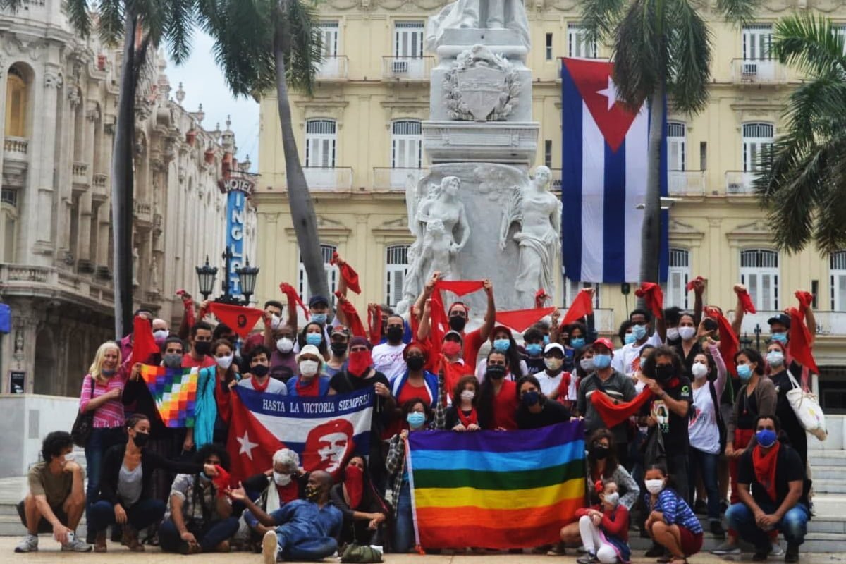 Cuba: Reactionary protests flop as ‘red scarves’ rally to defend revolution