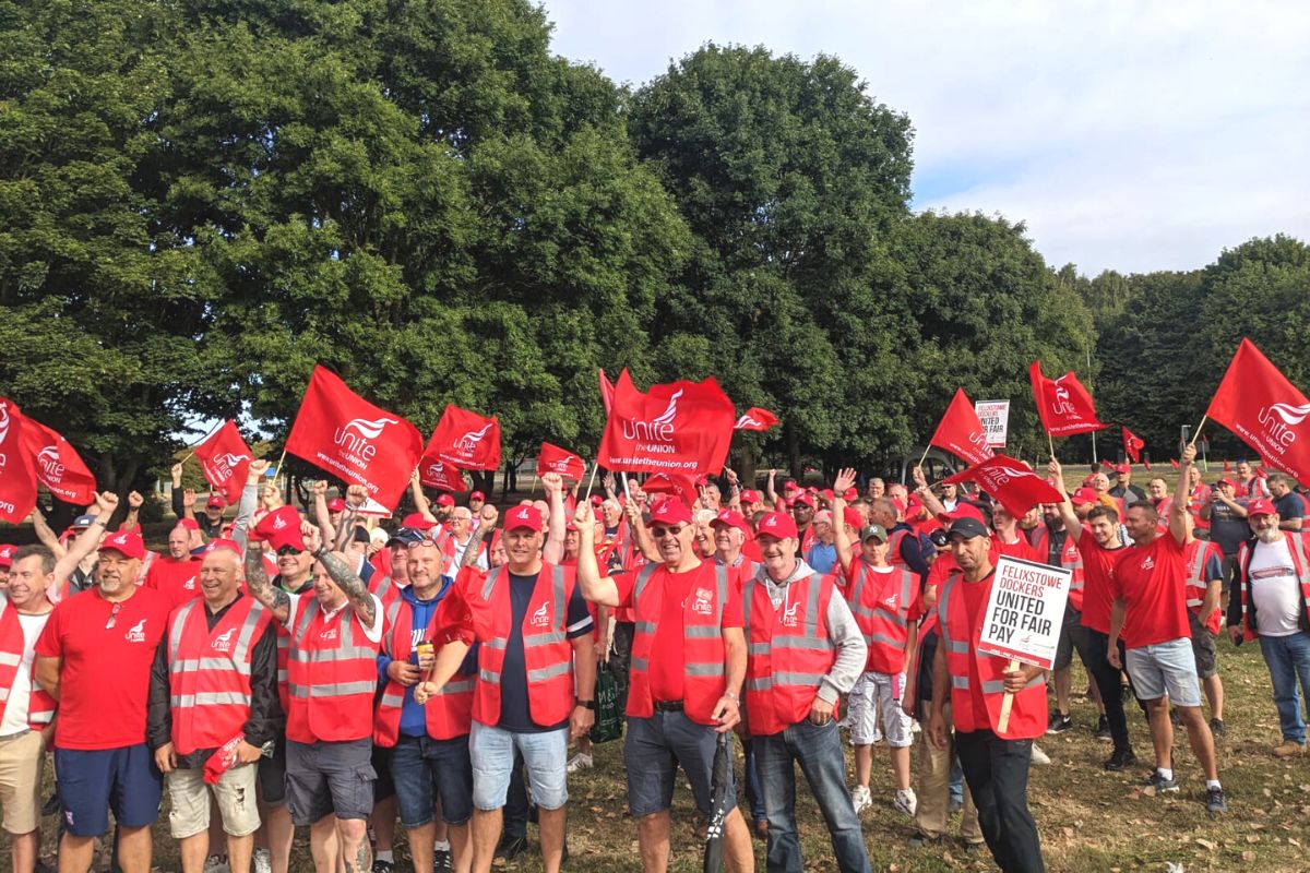 Felixstowe strike: Dock workers shut down UK’s largest port